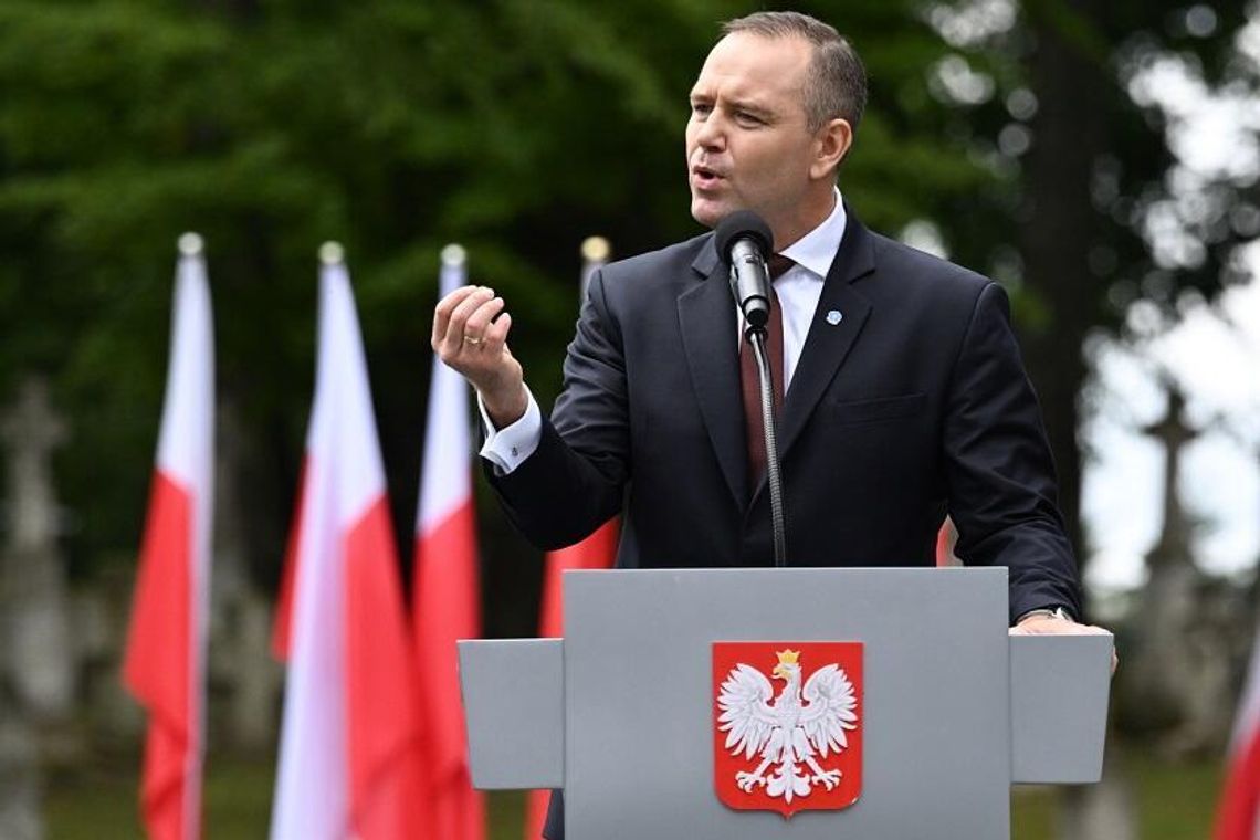 CBOS: Karol Nawrocki liderem rankingu zaufania; spadki Tuska i Trzaskowskiego CBOS: Karol Nawrocki liderem rankingu zaufania; spadki Tuska i Trzaskowskiego