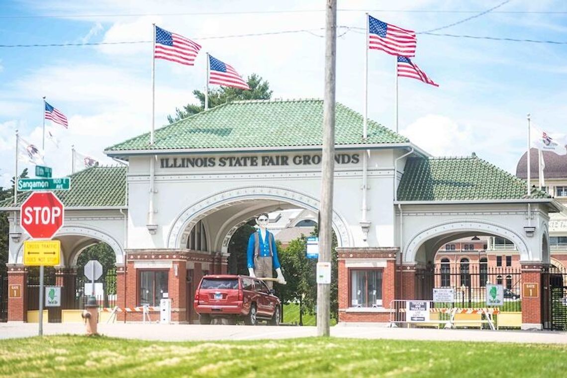 Cenne starocie na aukcji skarbnika Illinois podczas Targów Stanowych w Springfield