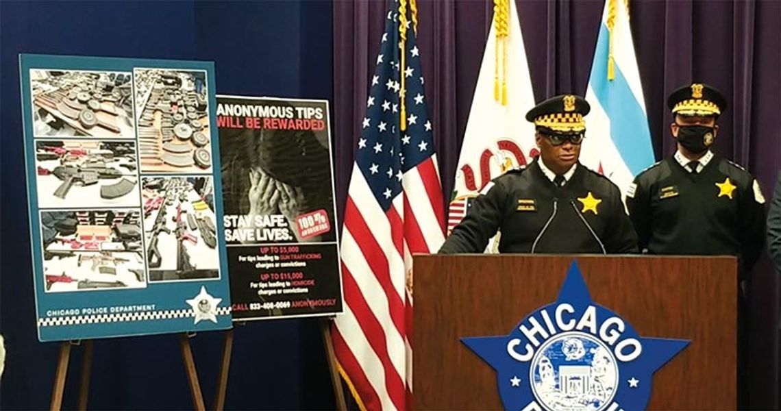 Chicagowska policja przejęła blisko 300 sztuk broni w 13 dni (WIDEO)