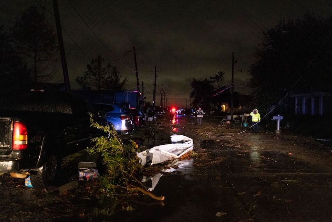 Co najmniej jedna ofiara śmiertelna tornada w Illinois (WIDEO)