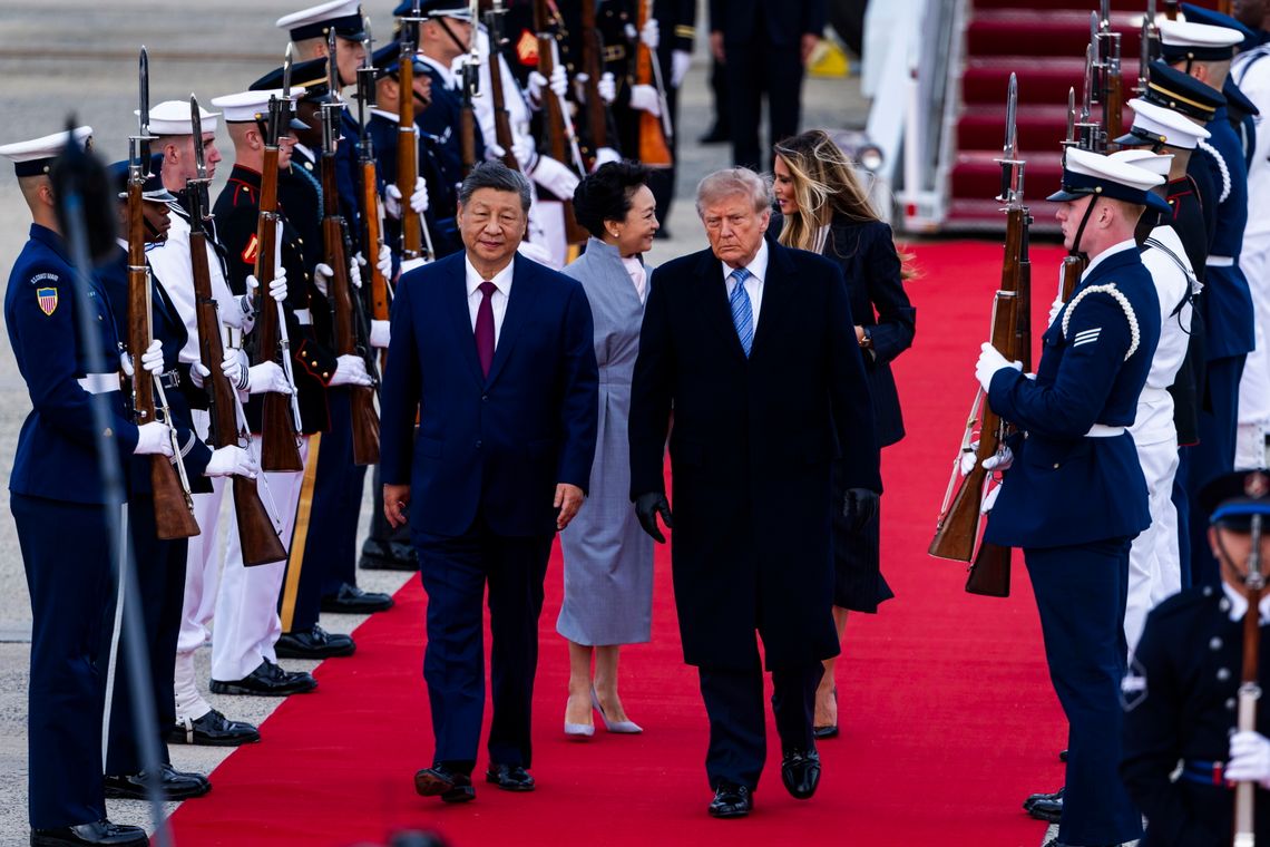 Donald Trump powitał przywódcę Chin Xi Jinpinga, który przybył z wizytą państwową