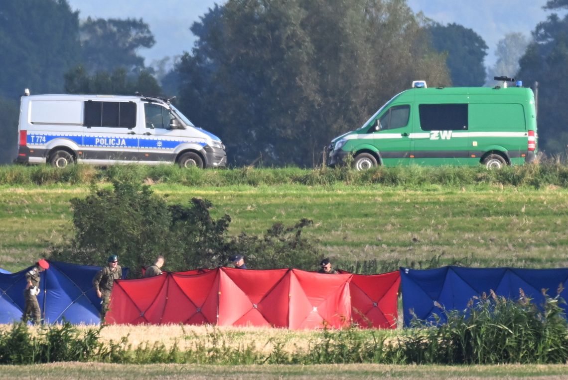 Drony nad Polską – 19 naruszeń przestrzeni powietrznej, znaleziono szczątki 10 dronów (WIDEO) Drony nad Polską – 19 naruszeń przestrzeni powietrznej, znaleziono szczątki 10 dronów (WIDEO)