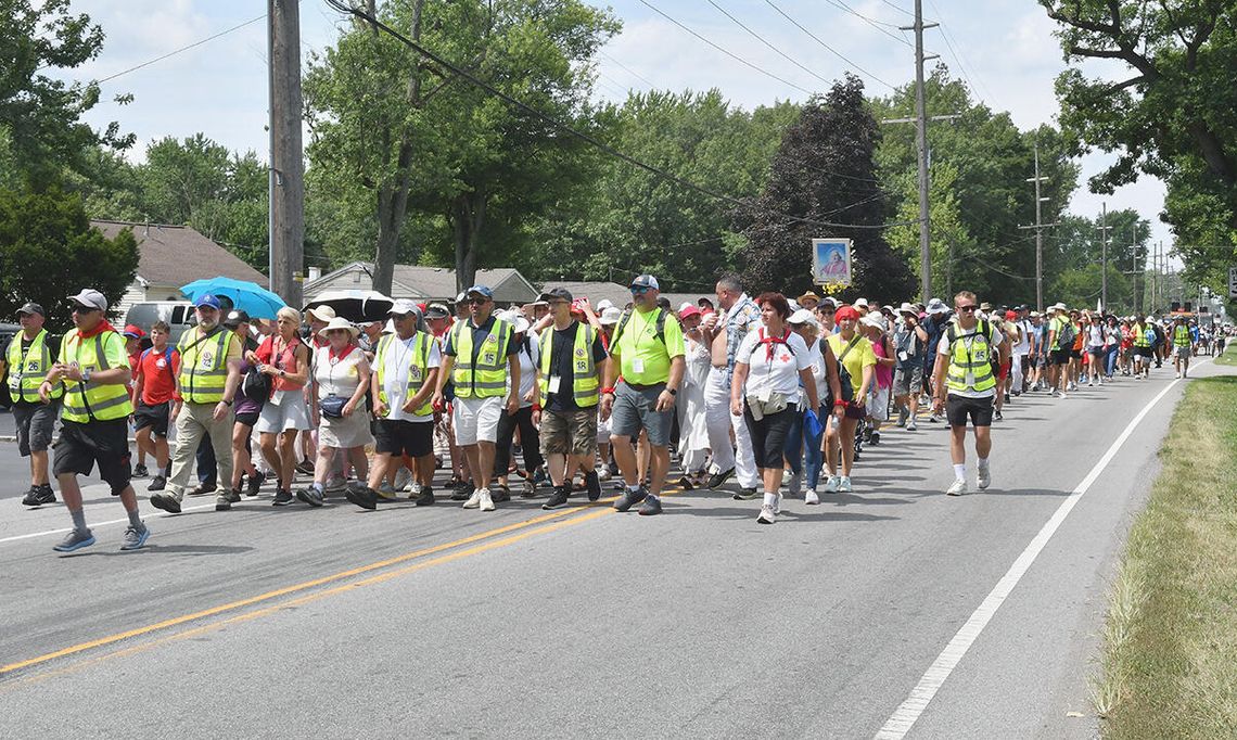 Drugi dzień pielgrzymki i uroczyste zakończenie Drugi dzień pielgrzymki i uroczyste zakończenie