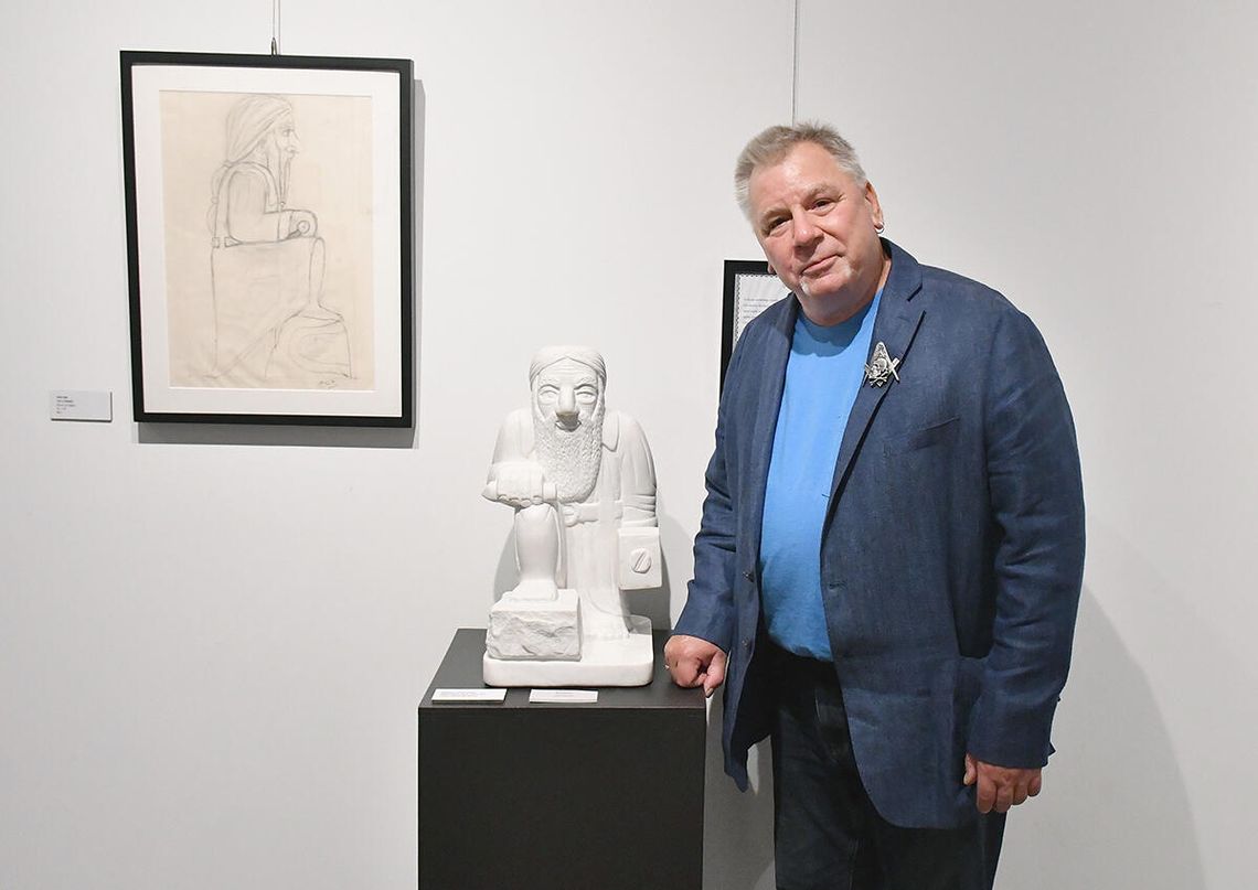 Dziedzictwo wyryte w kamieniu: Ted Strandt w polonijnym Dwell Studio