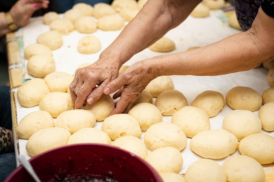 Ekspert: tłusty czwartek był dawniej częścią tygodniowego szaleństwa