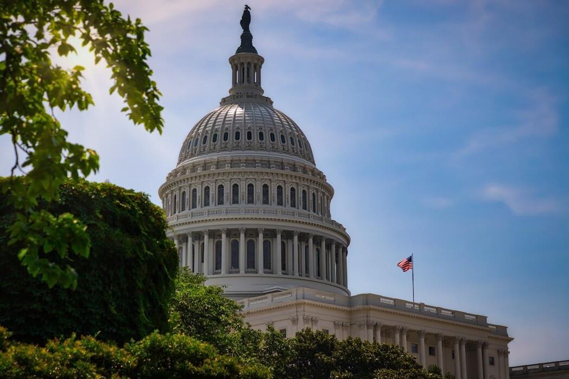 Ekspert: Trump ma czas do 1 maja aby uzyskać zgodę Kongresu na prowadzenie wojny w Iranie