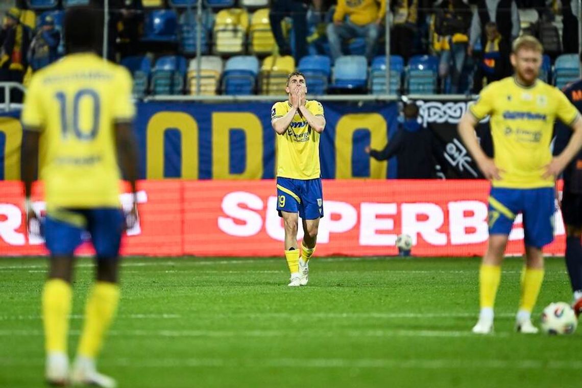 Ekstraklasa - Arka po roku spadła do pierwszej ligi Ekstraklasa - Arka po roku spadła do pierwszej ligi
