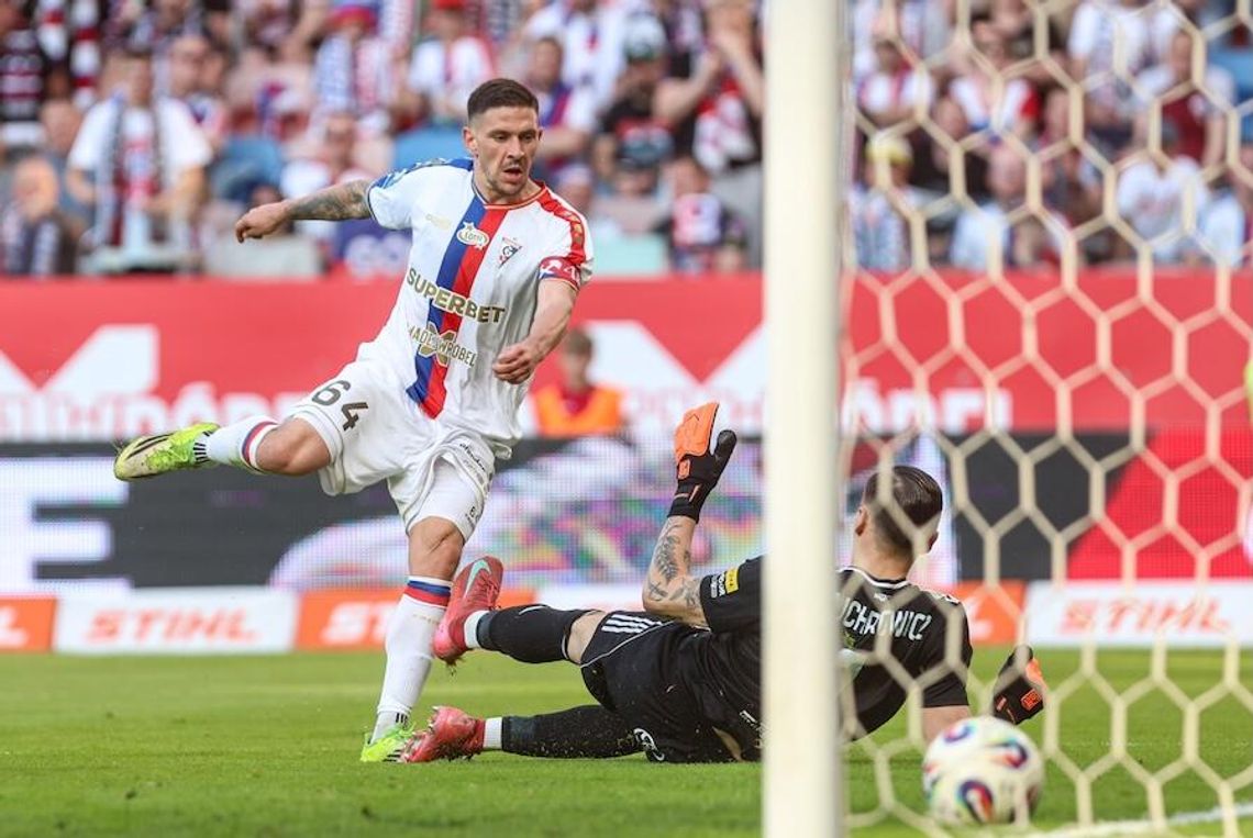 Ekstraklasa - Górnik wicemistrzem Polski, spadek Lechii, GKS w pucharach Ekstraklasa - Górnik wicemistrzem Polski, spadek Lechii, GKS w pucharach