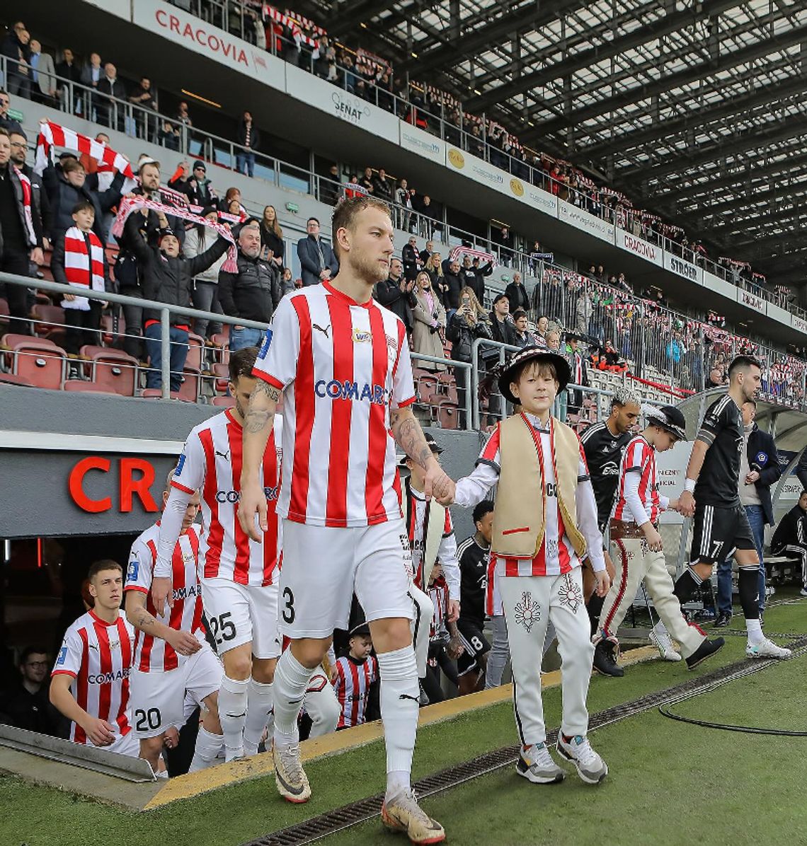 Ekstraklasa piłkarska - Górnik lepszy w derbach Śląska, pogrom Radomiaka w Krakowie