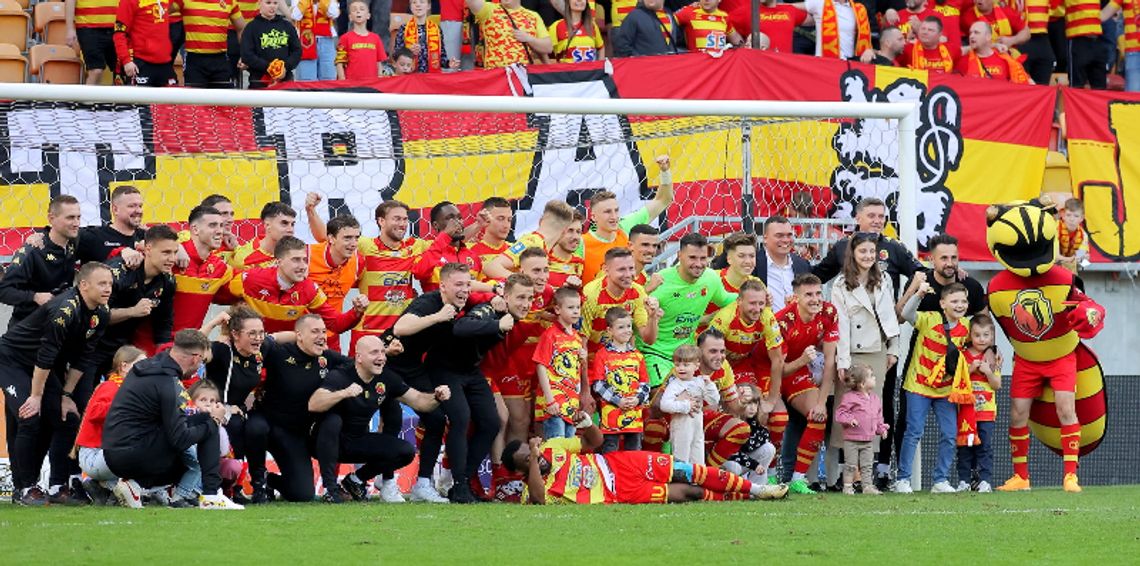 Ekstraklasa piłkarska - Jagiellonia gromi i powiększa przewagę