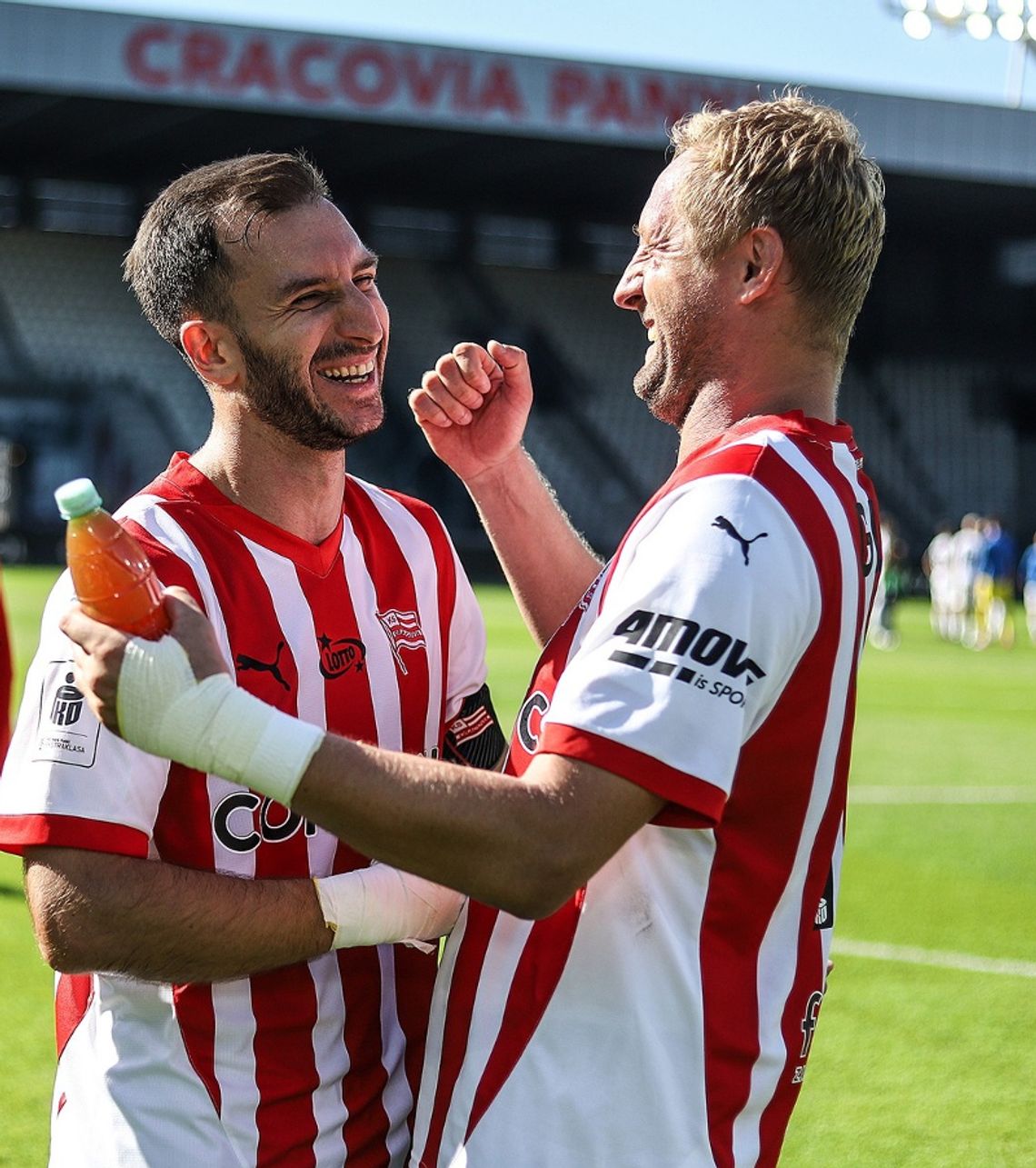 Ekstraklasa piłkarska - wygrana Jagiellonii, Cracovia dogoniła lidera