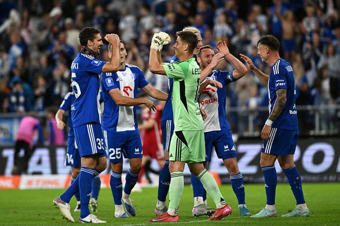 Ekstraklasa - rozpędzony lider z Płocka pokonał Legię Ekstraklasa - rozpędzony lider z Płocka pokonał Legię