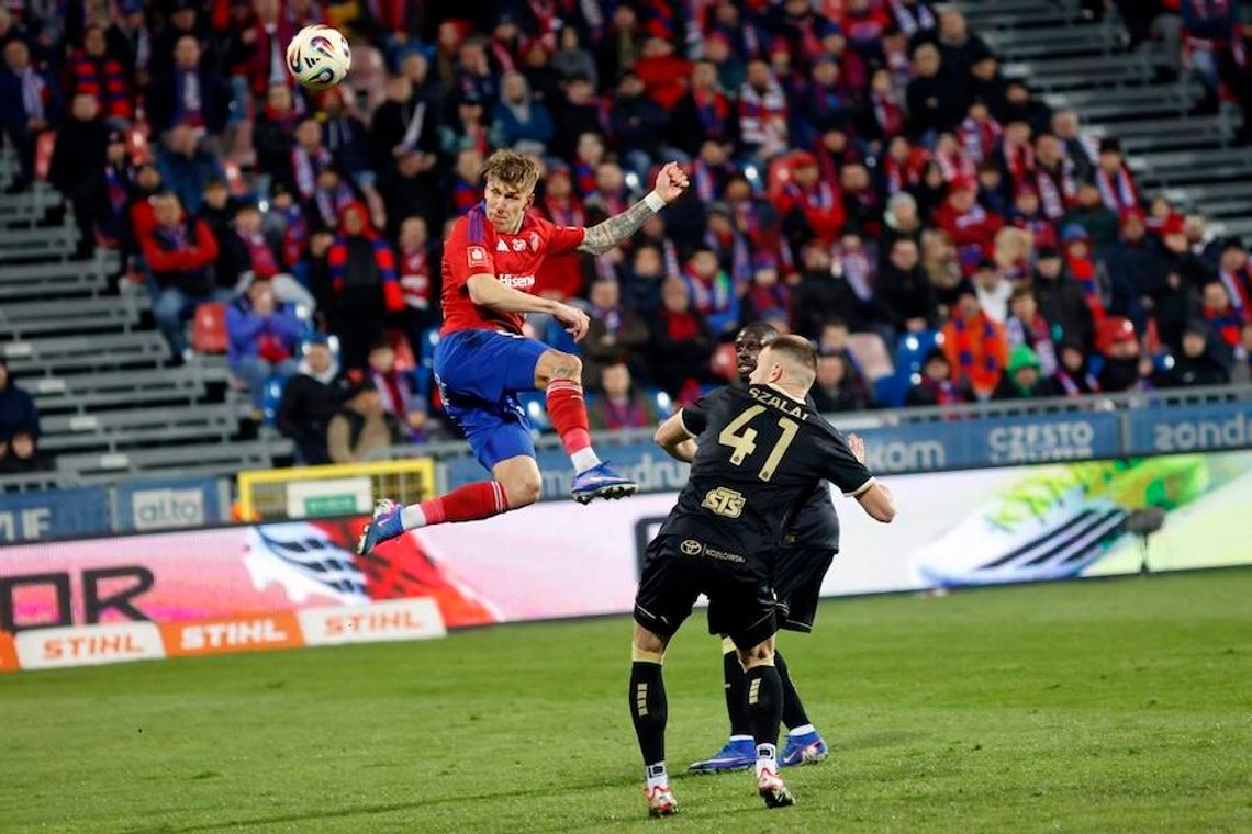 Ekstraklasa - zwycięstwa Rakowa i Legii Ekstraklasa - zwycięstwa Rakowa i Legii