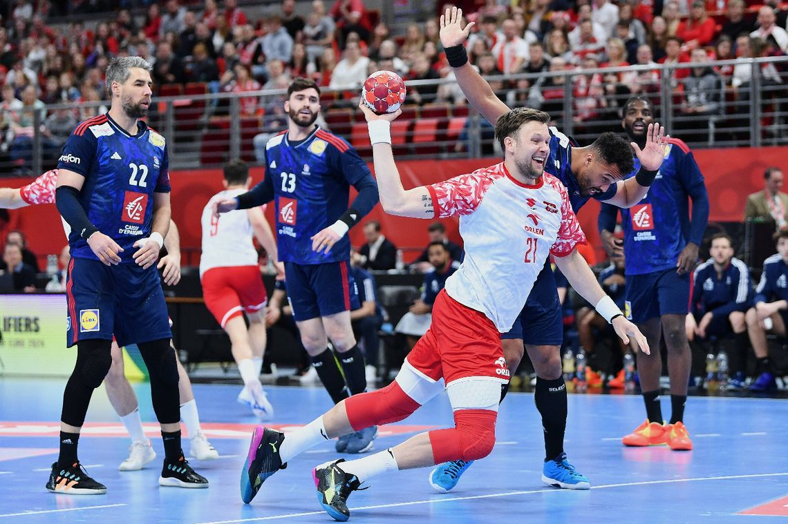 El. ME piłkarzy ręcznych - Francja - Polska 30:27. Mistrzowie olimpijscy wciąż bez porażki