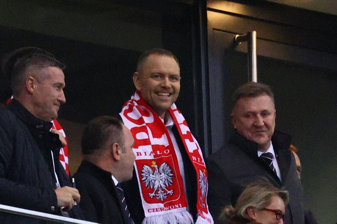 El. MŚ 2026 - prezydent pogratulował piłkarzom wygranej z Albanią, odwiedził ich w szatni (WIDEO)