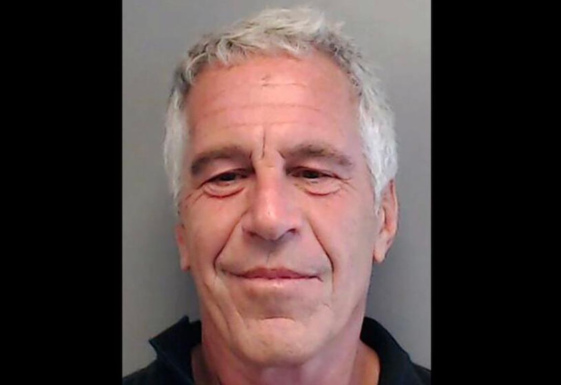Epstein w ujawnionym e-mailu krytykował teorie spiskowe na temat katastrofy smoleńskiej