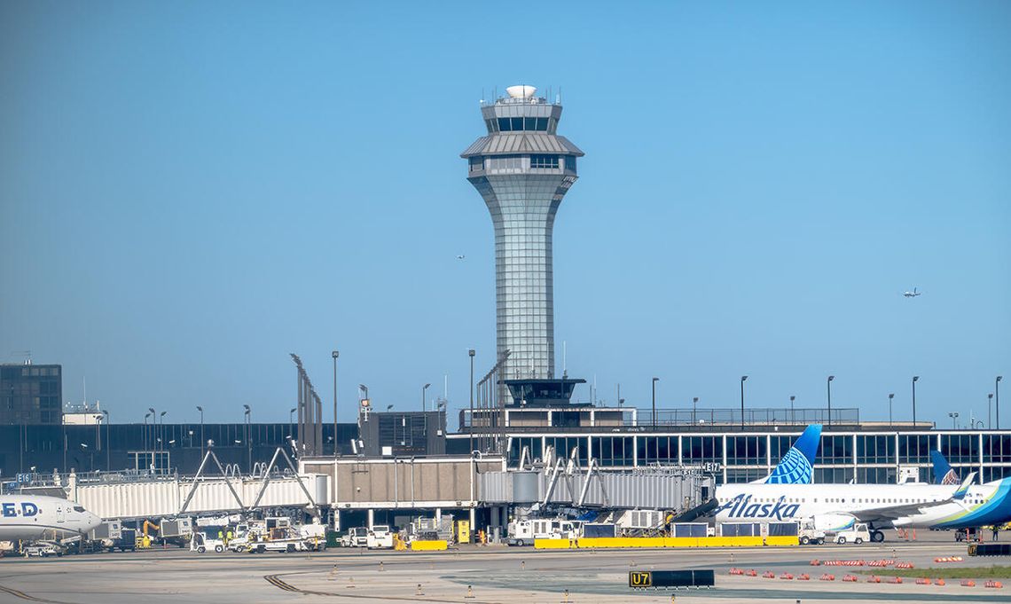 FAA przedłuża ograniczenia lotów na lotnisku O’Hare FAA przedłuża ograniczenia lotów na lotnisku O’Hare