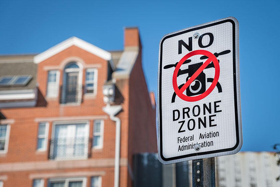 FAA wprowadziła bezprecedensowy zakaz lotów dronów nad Chicago