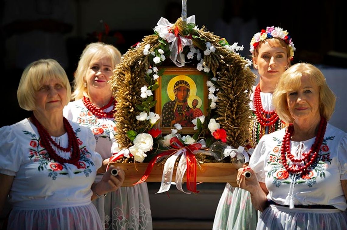 Festiwal Dożynkowy Związku Klubów Polskich powrócił w pełnej gali