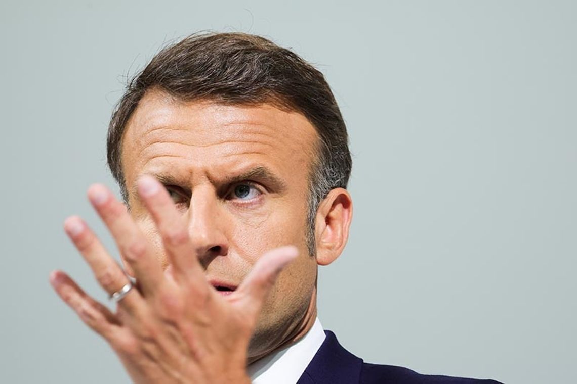 Francja. Macron wezwał do jednoczenia sił umiarkowanych przeciw skrajnej lewicy i prawicy