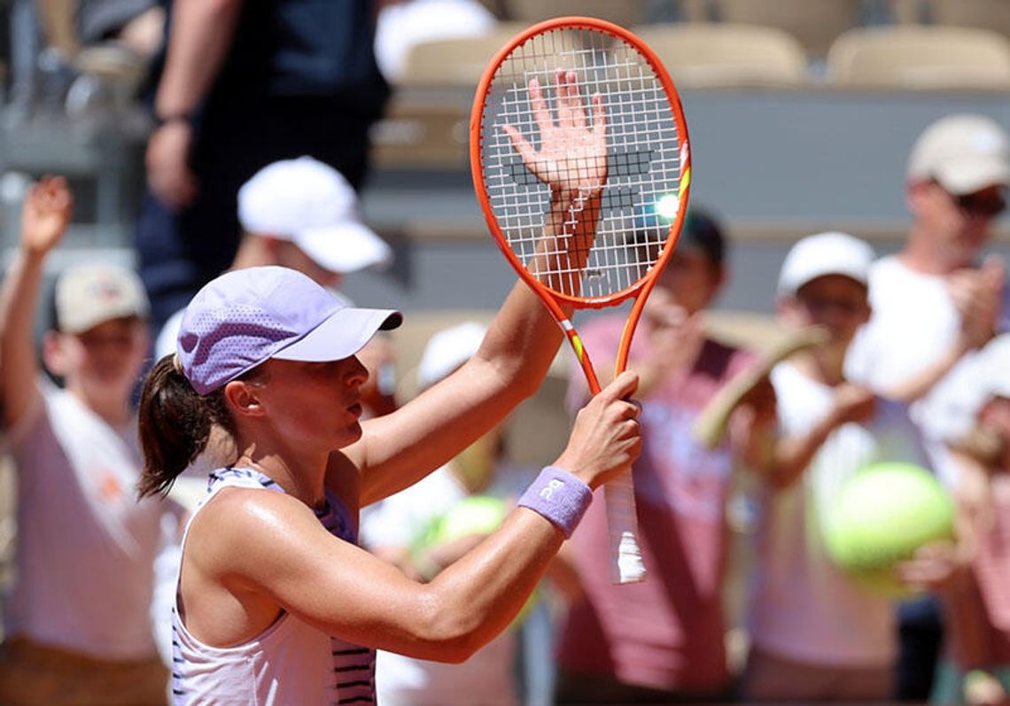 French Open - Świątek awansowała do trzeciej rundy