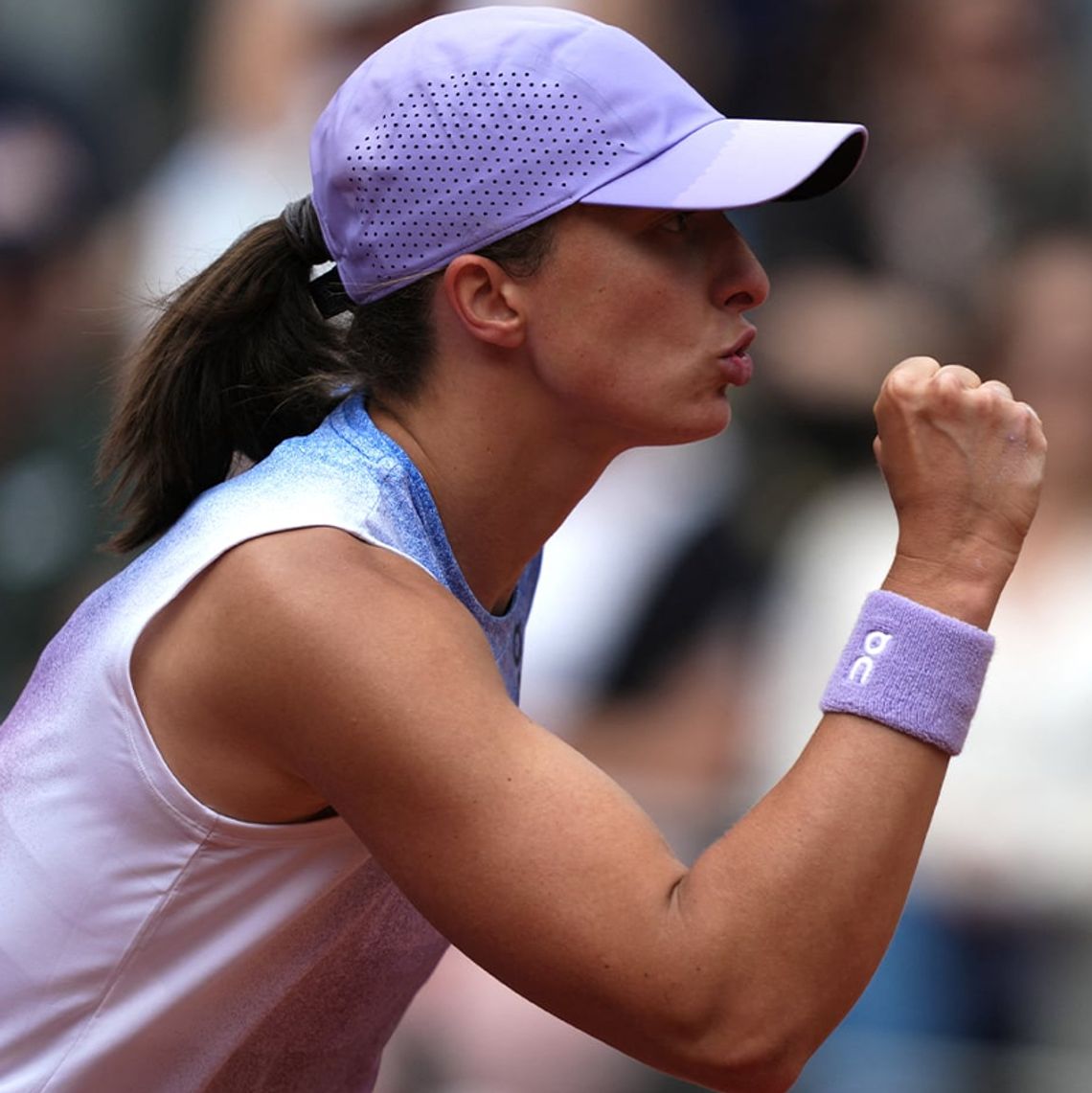 French Open - Świątek lepsza od Sramkovej w pierwszej rundzie