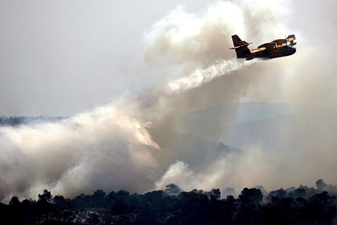 Grecja. Rozbił się samolot pożarniczy typu Canadair, na pokładzie było dwóch pilotów