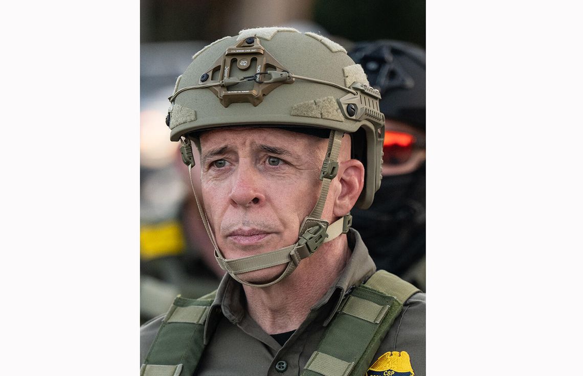 Gregory Bovino, dowodzący operacją antyimigracyjną, znów widziany w Chicago Gregory Bovino, dowodzący operacją antyimigracyjną, znów widziany w Chicago