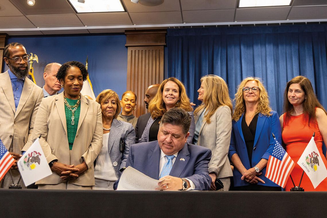 Gubernator Pritzker podpisał nowe ustawy ws. broni