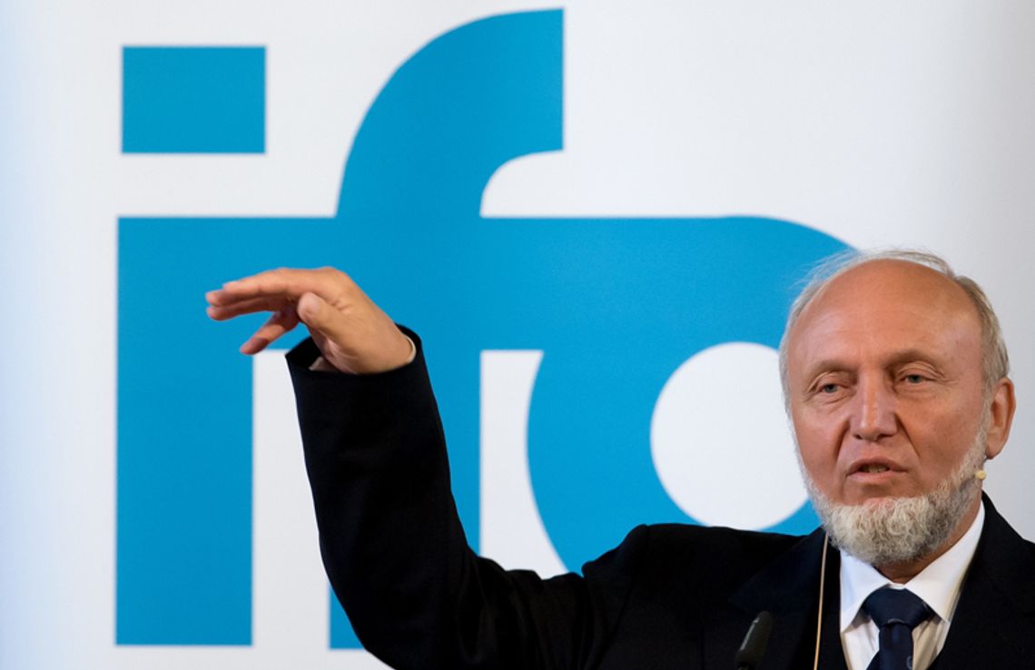 Hans-Werner Sinn: Ratunkiem dla Grecji wyjście z eurolandu i dewaluacja