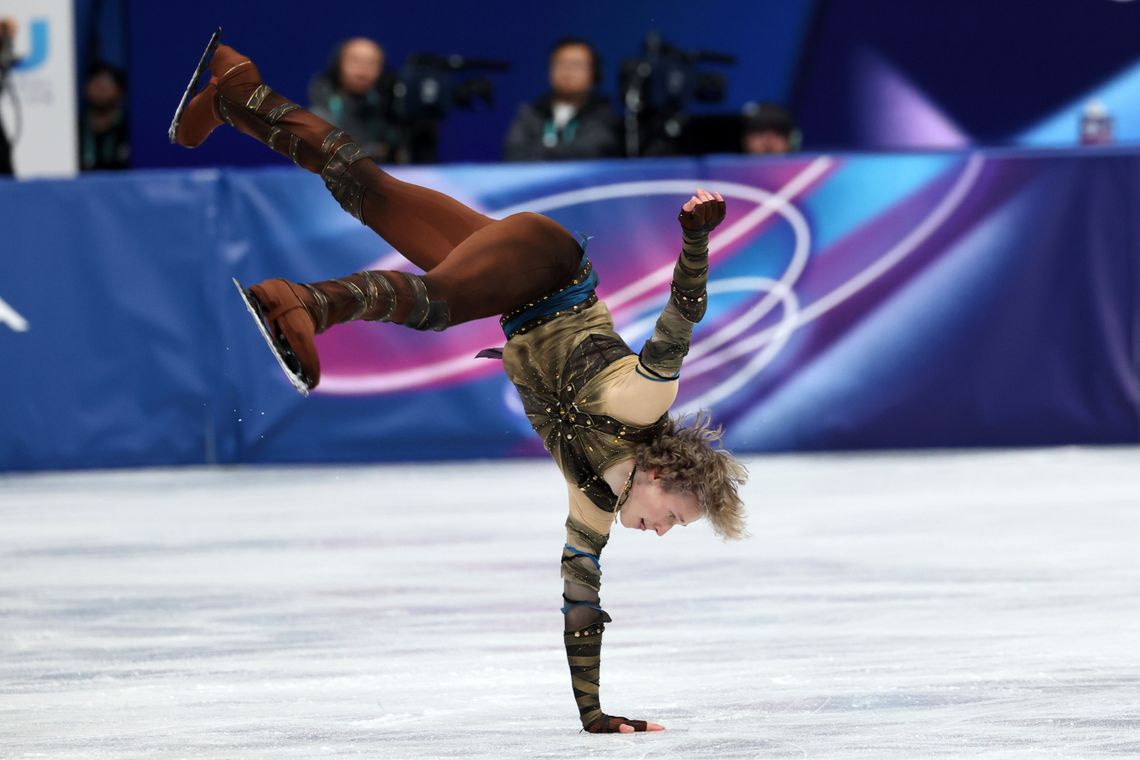 Igrzyska 2026: łyżwiarstwo figurowe - po programie krótkim prowadzi Malinin