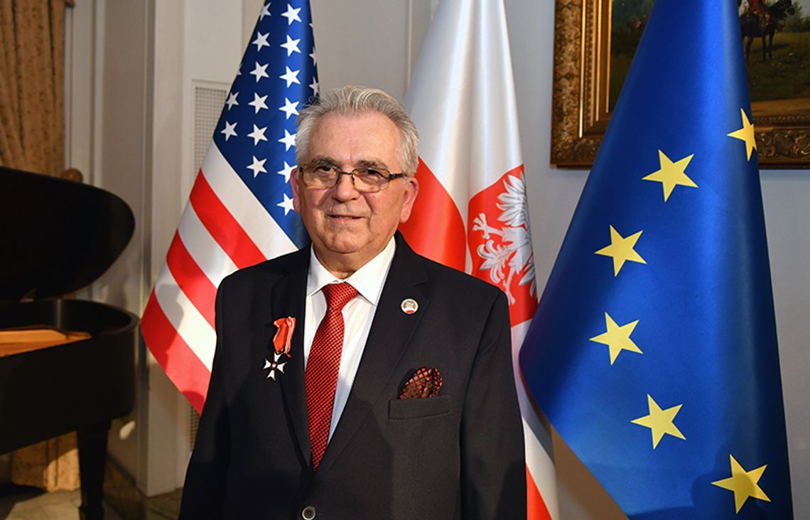 Jerzy Stanisław Binkowski uhonorowany wysokim odznaczeniem państwowym