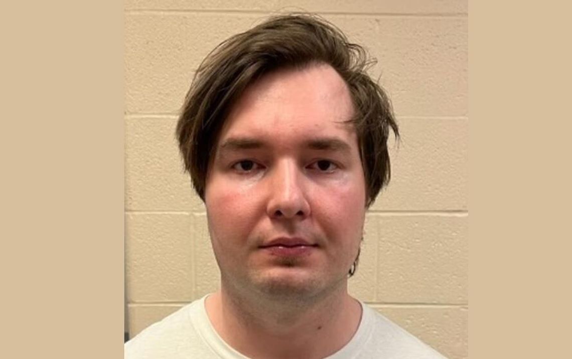 Julian Zborowski z Naperville usłyszał sześć zarzutów ws. pornografii dziecięcej