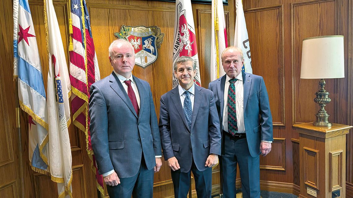 Kandydat na gubernatora Ted Dabrowski spotkał się z przedstawicielami Polonii w siedzibie ZNP-PNA Kandydat na gubernatora Ted Dabrowski spotkał się z przedstawicielami Polonii w siedzibie ZNP-PNA