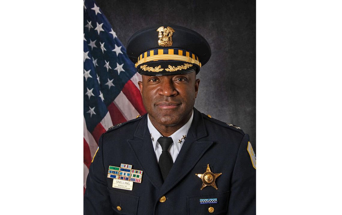Komendant chicagowskiej policji Larry Snelling przechodzi na emeryturę Komendant chicagowskiej policji Larry Snelling przechodzi na emeryturę