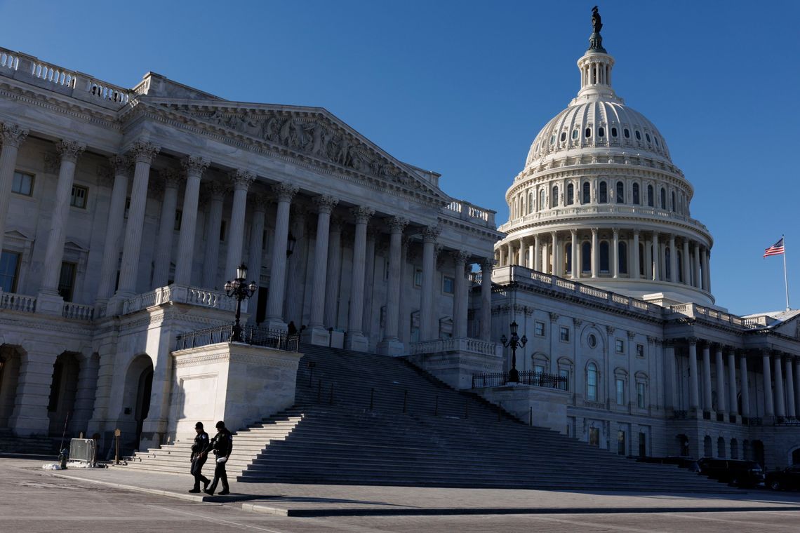 Kongres przyjął pakiet budżetowy, zapewniając koniec shutdownu Kongres przyjął pakiet budżetowy, zapewniając koniec shutdownu