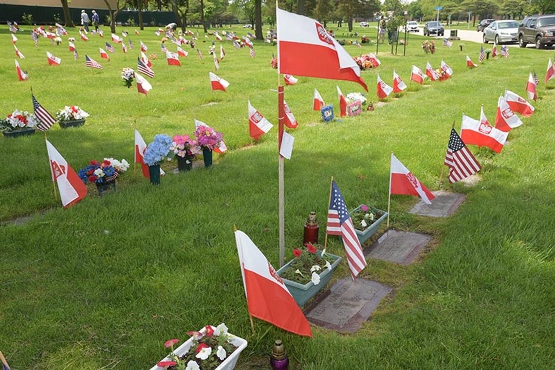 Ku pamięci tych, którzy rozsławiali chwałę polskiego oręża i złożyli życie na ołtarzu wolności