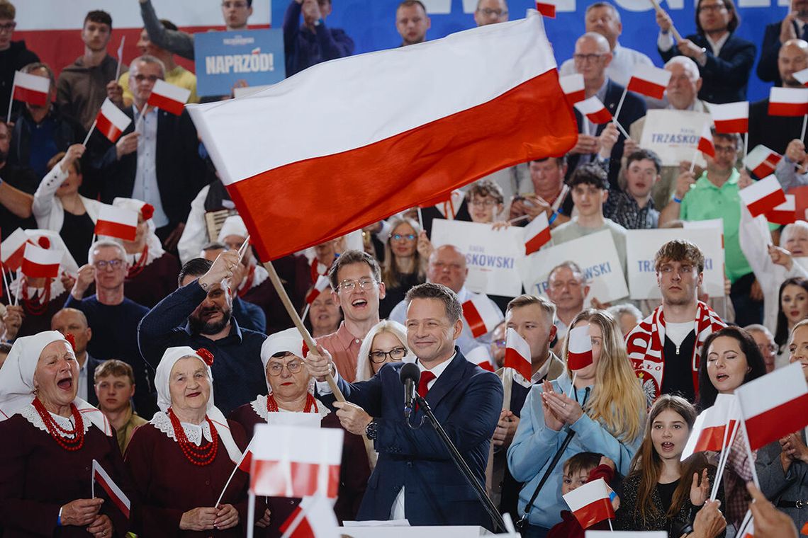 Late poll: Trzaskowski - 31,1 proc., Nawrocki - 29,1 proc.