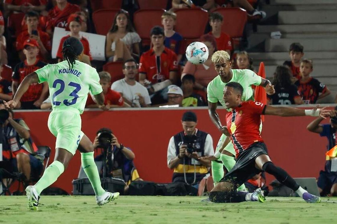 Liga hiszpańska - Barcelona bez Polaków w składzie pokonała Mallorcę