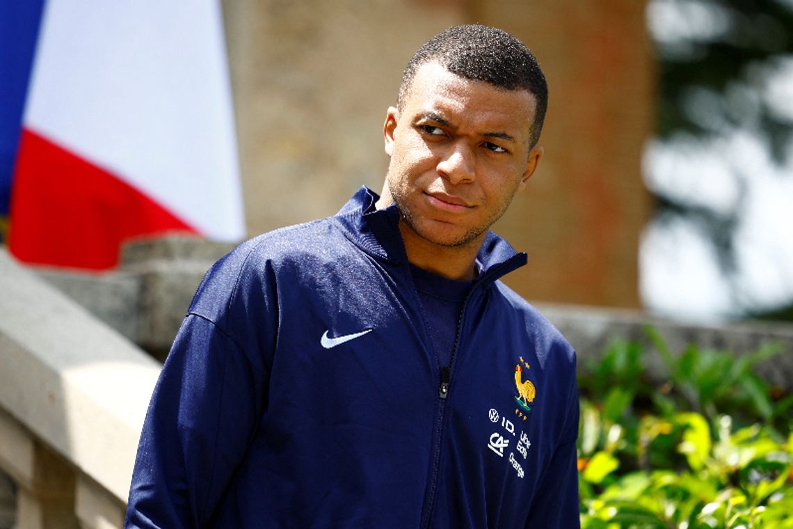 Liga hiszpańska - Mbappe podpisał 5-letni kontrakt z Realem