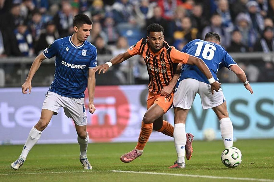 Liga Konferencji - Lech Poznań przegrał u siebie z Szachtarem Donieck
