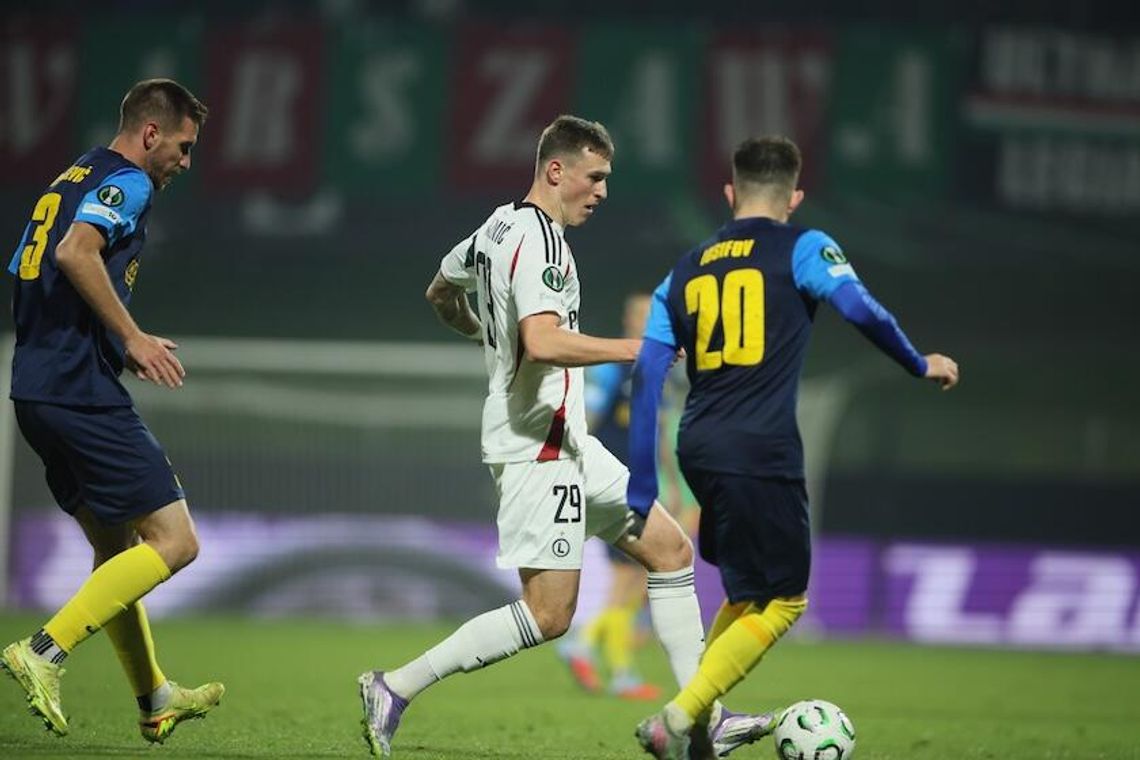Liga Konferencji - porażka Legii, cenny remis Rakowa