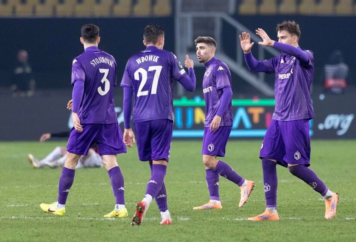 Liga Konferencji - remisy Rakowa i Jagiellonii, porażki Legii i Lecha