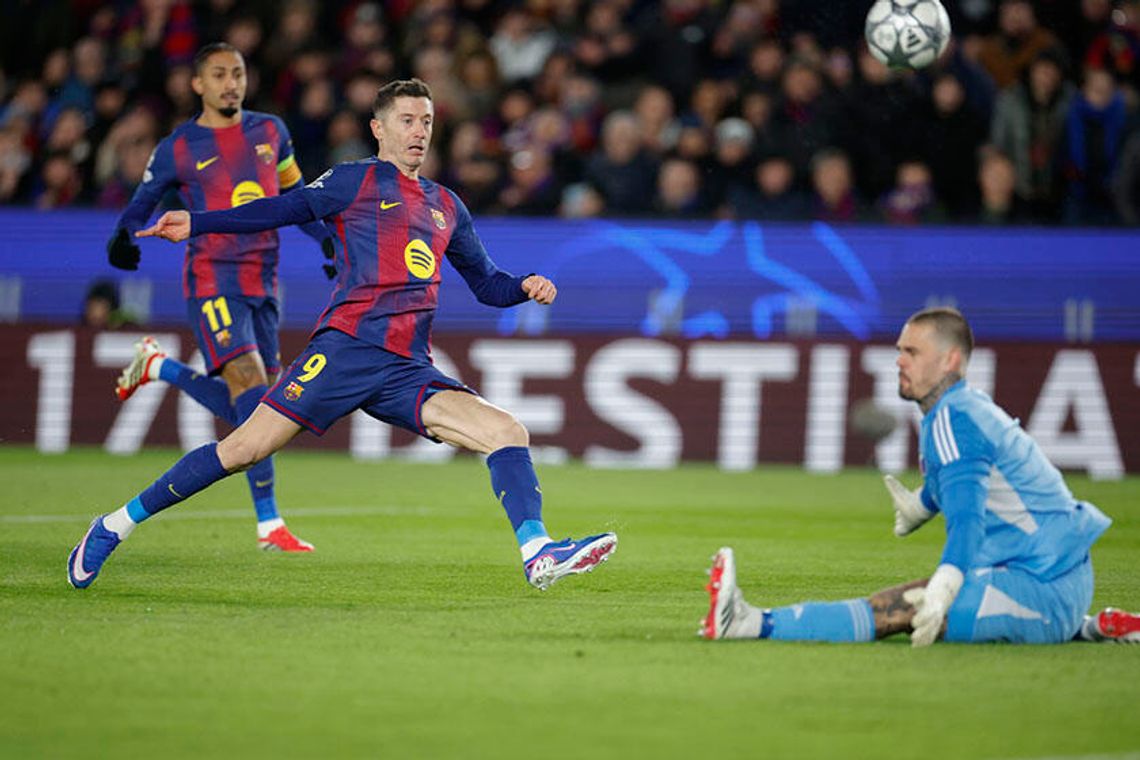 Liga Mistrzów - gol Lewandowskiego w meczu Barcelony z FC Kopenhaga Liga Mistrzów - gol Lewandowskiego w meczu Barcelony z FC Kopenhaga