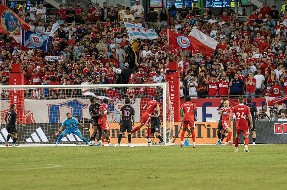 Liga MLS - rekordowa frekwencja i rzesza polskich kibiców na meczu Lewandowskiego z Messim Liga MLS - rekordowa frekwencja i rzesza polskich kibiców na meczu Lewandowskiego z Messim