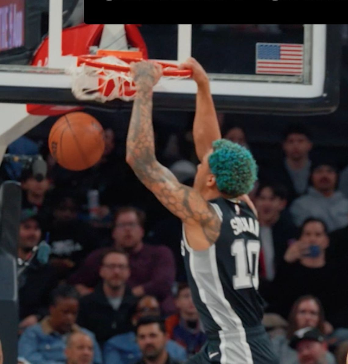Liga NBA - double-double Sochana, zwycięstwo Spurs w Memphis
