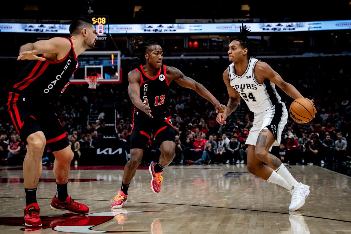 Liga NBA - dziewięć punktów Sochana w przegranym meczu z Bulls Liga NBA - dziewięć punktów Sochana w przegranym meczu z Bulls