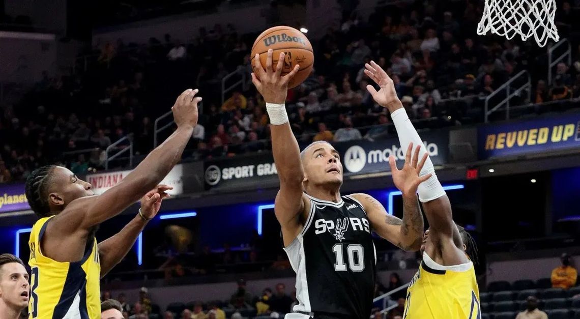 Liga NBA - Spurs z Sochanem rozgromili w Paryżu Indianę Pacers 140:110
