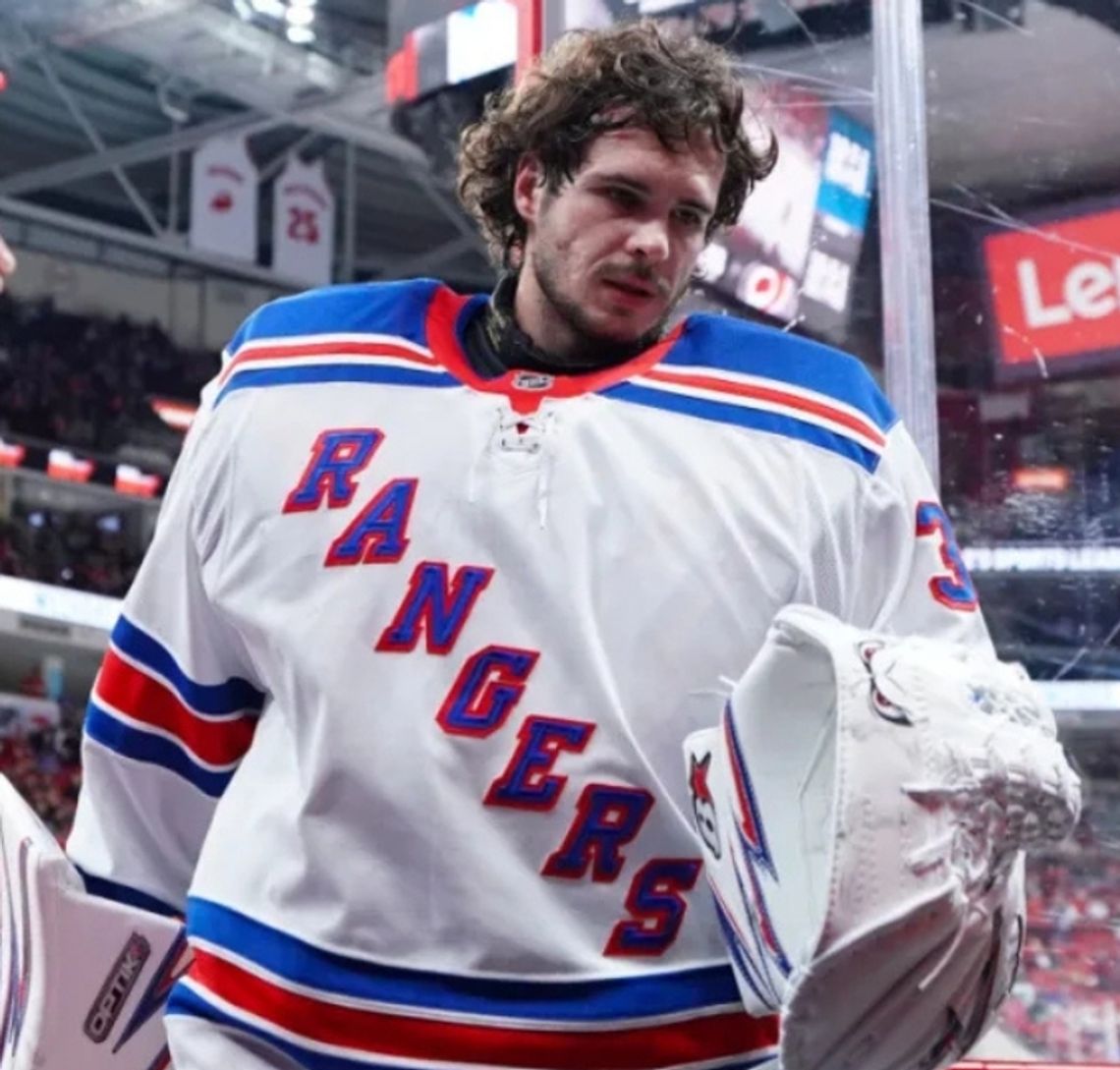 Liga NHL - media: Szestiorkin najlepiej zarabiającym bramkarzem w historii