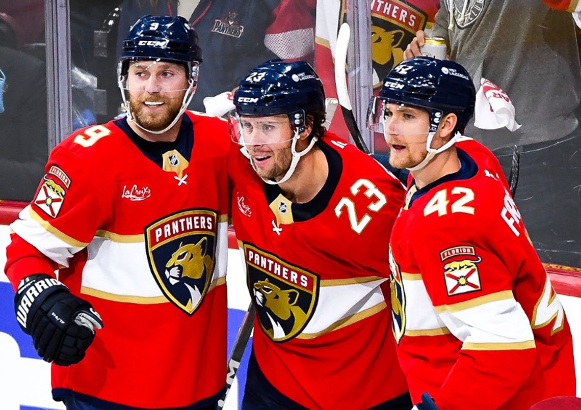 Liga NHL - obrońcy tytułu Panthers w finale Konferencji Wschodniej